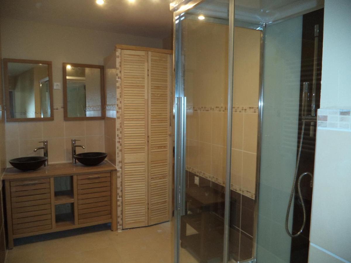 Bed and Breakfast La Dame Blanche Saint-Maurice-dʼIbie Esterno foto