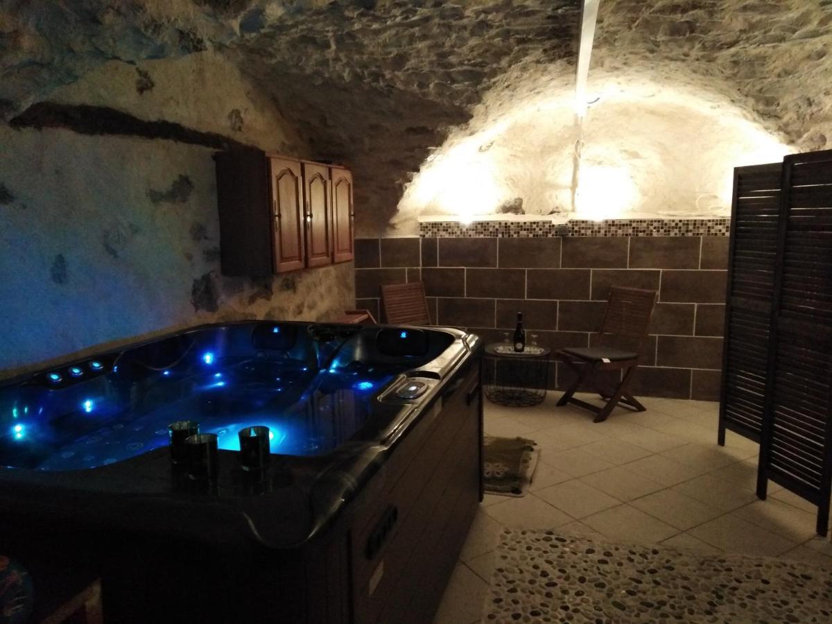 Bed and Breakfast La Dame Blanche Saint-Maurice-dʼIbie Esterno foto