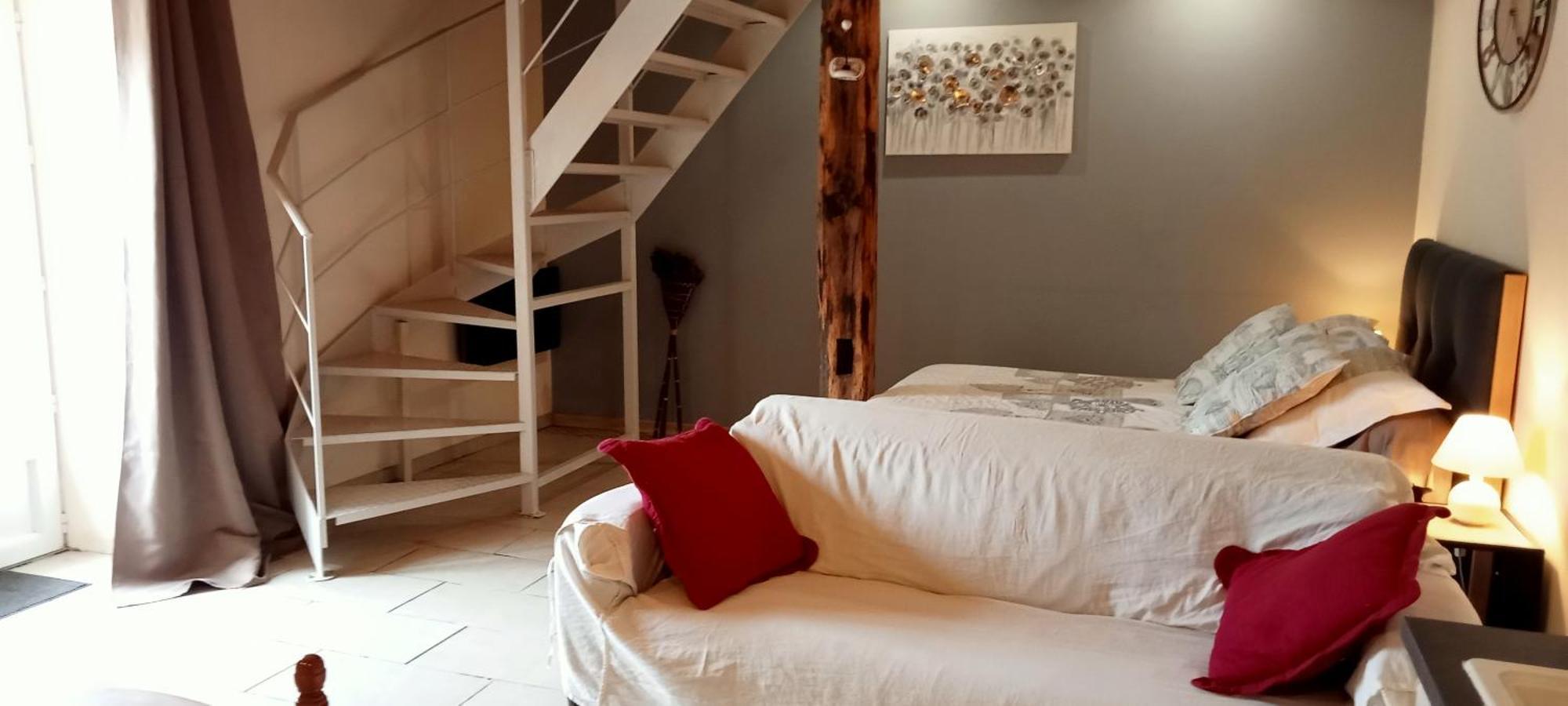 Bed and Breakfast La Dame Blanche Saint-Maurice-dʼIbie Esterno foto