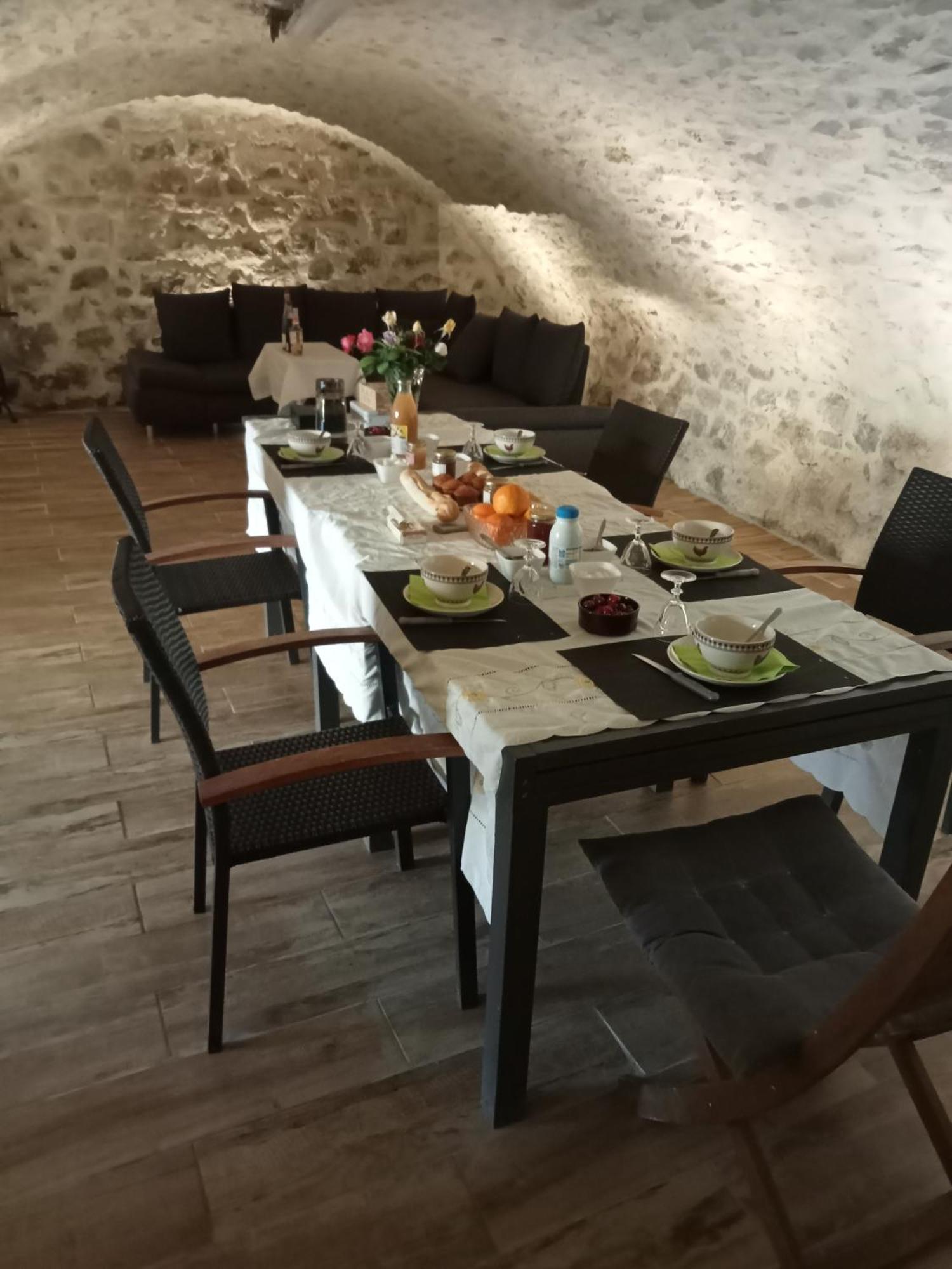 Bed and Breakfast La Dame Blanche Saint-Maurice-dʼIbie Esterno foto
