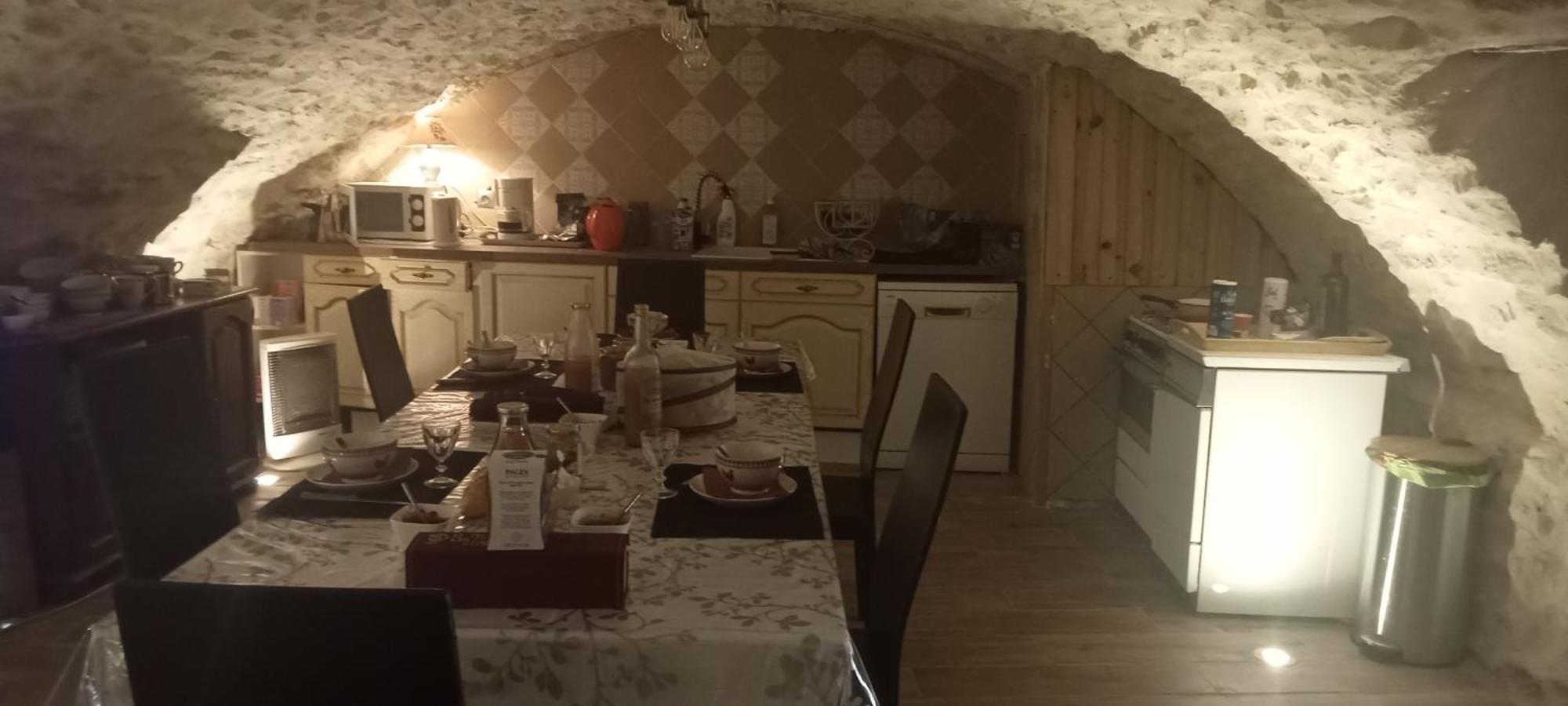 Bed and Breakfast La Dame Blanche Saint-Maurice-dʼIbie Esterno foto