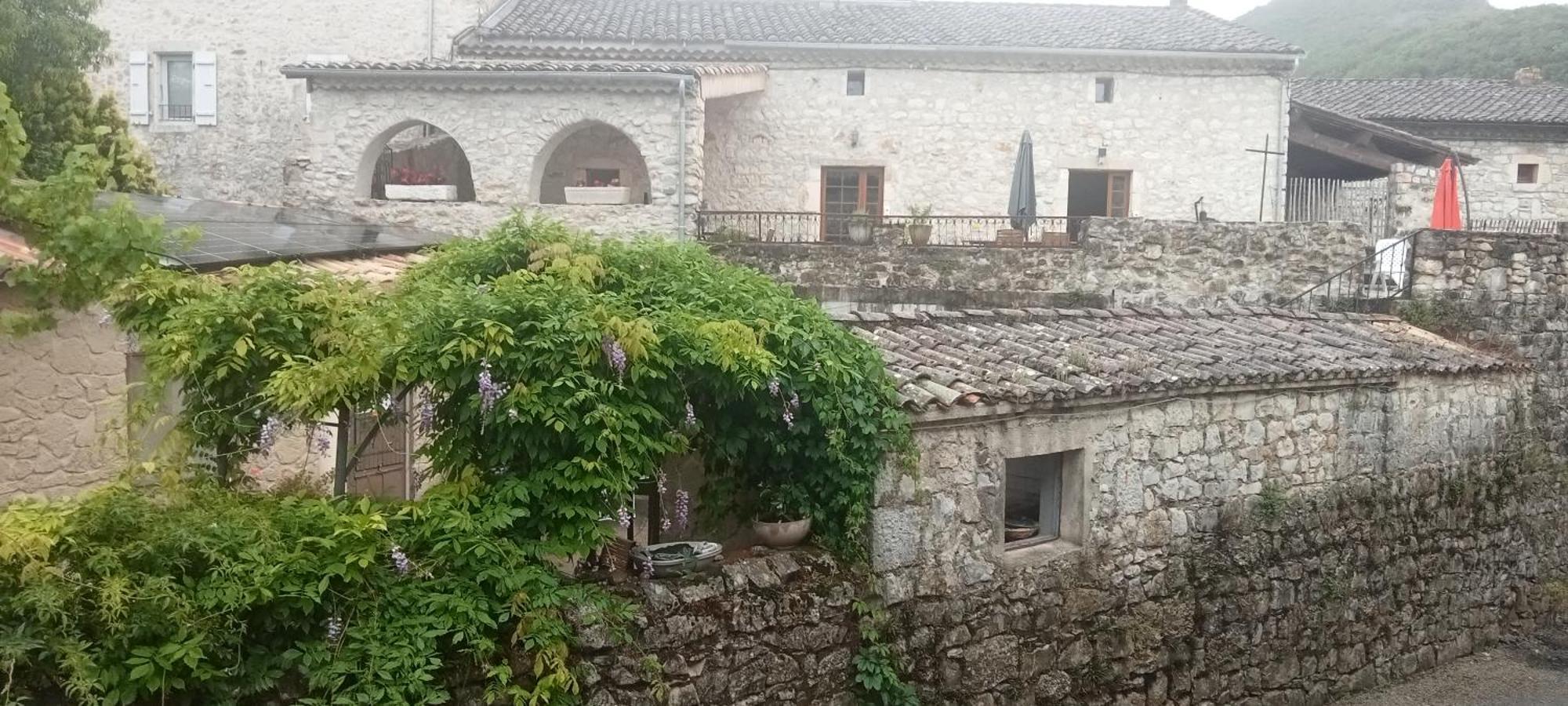 Bed and Breakfast La Dame Blanche Saint-Maurice-dʼIbie Esterno foto